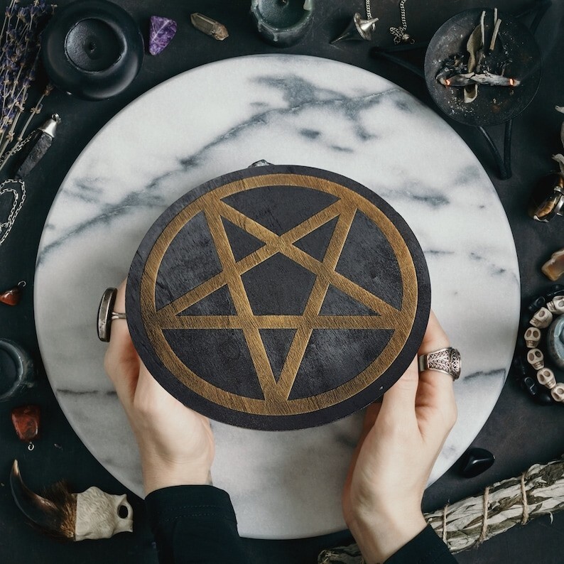 Pentagram Engraved Circular Wood Altar Decoration : Voodoo Mystique, Spiritual