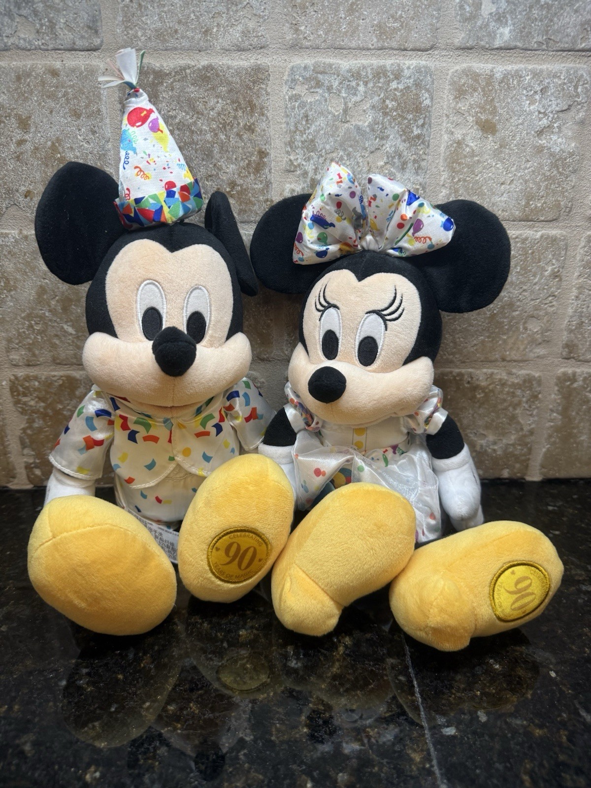 WDI MOG D23 Destination D Mickey 90th Birthday LE Mickey Minnie Plush