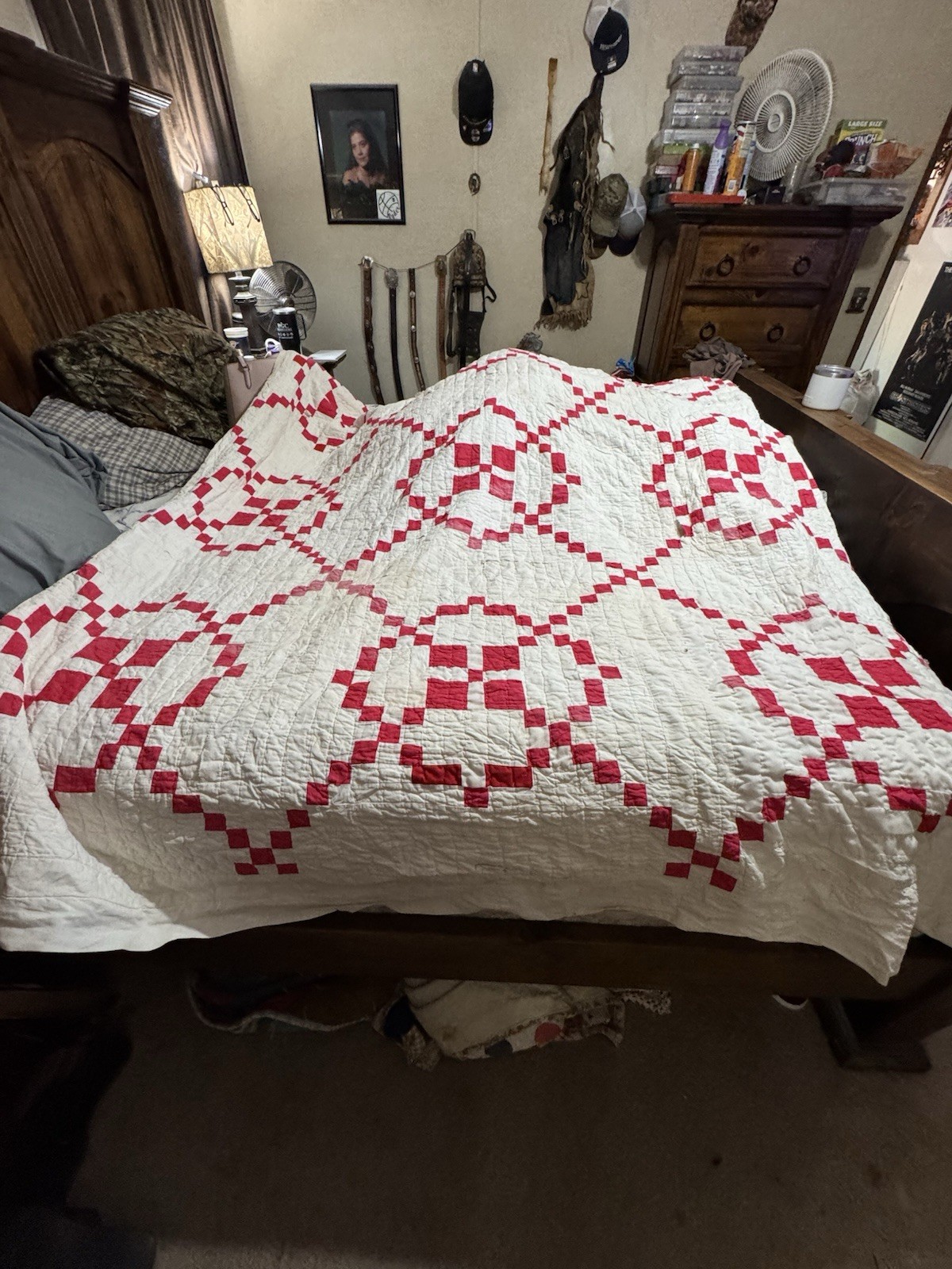 85x72 Antique Hand Stiched Feedsack Red And White Quilt