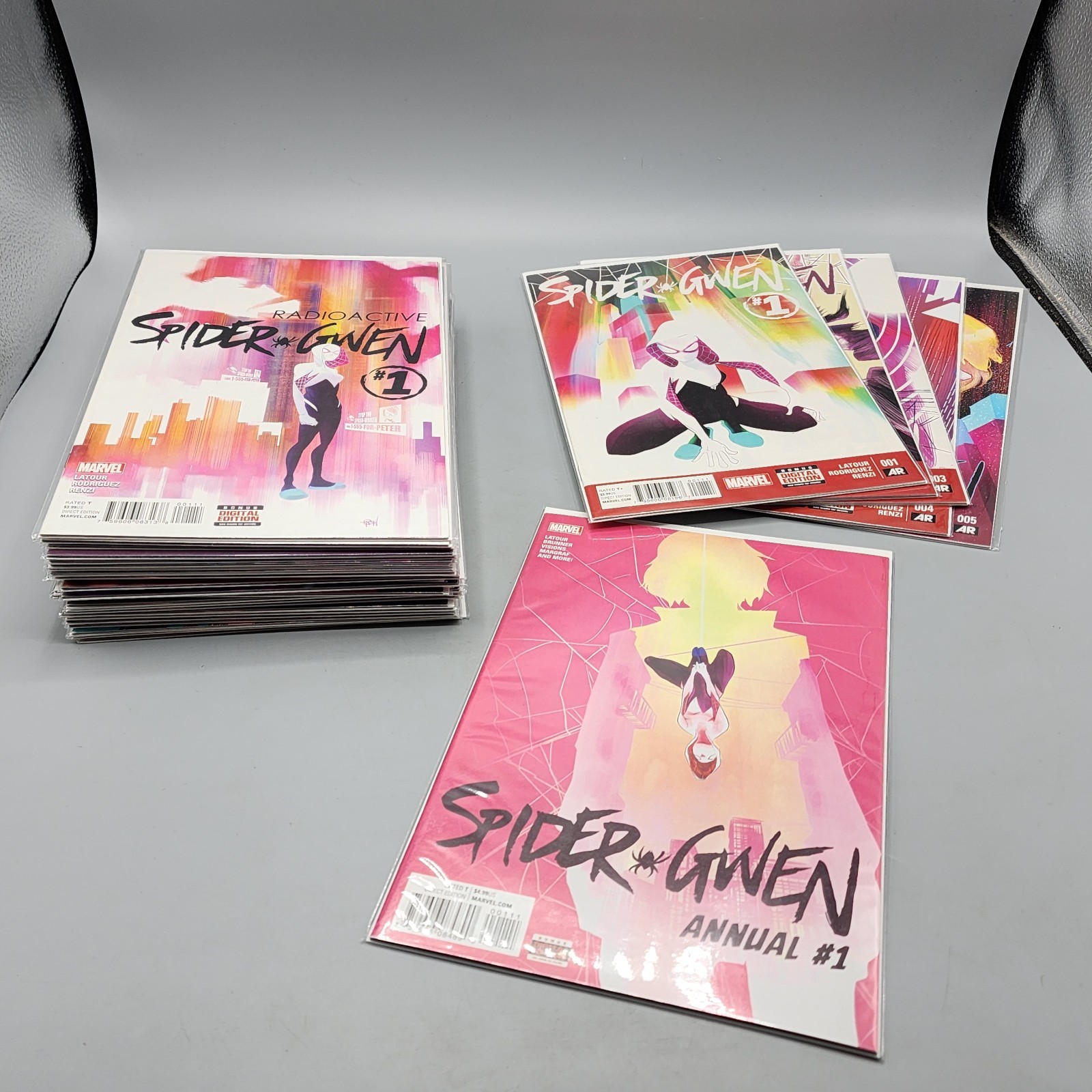 Marvel Comics Spider-Gwen 1st Solo Series 1-5 + Spider-Gwen 1-25 + Annual 2015