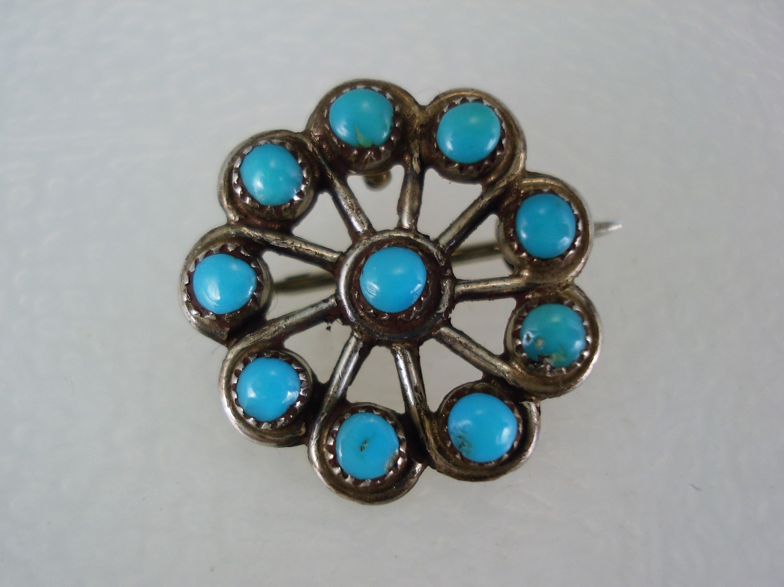 VINTAGE ZUNI STERLING SILVER & SNAKE-EYE TURQUOISE CLUSTER PIN NECKLACE PENDANT