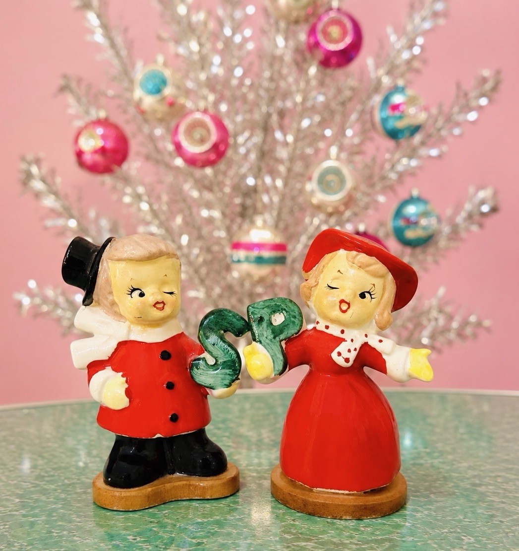 Vintage Christmas Ucagco Winking Girl & Boy Salt & Pepper Shakers MCM Japan