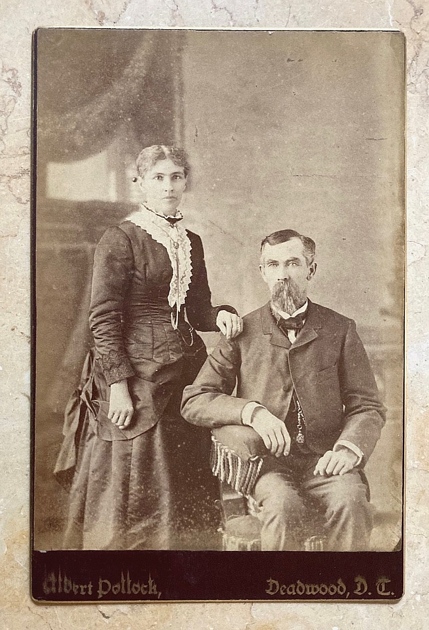 ORIGINAL  WILD WEST  DEADWOOD DAKOTA TERRITORY - CABINET CARD PHOTO 1879-1886