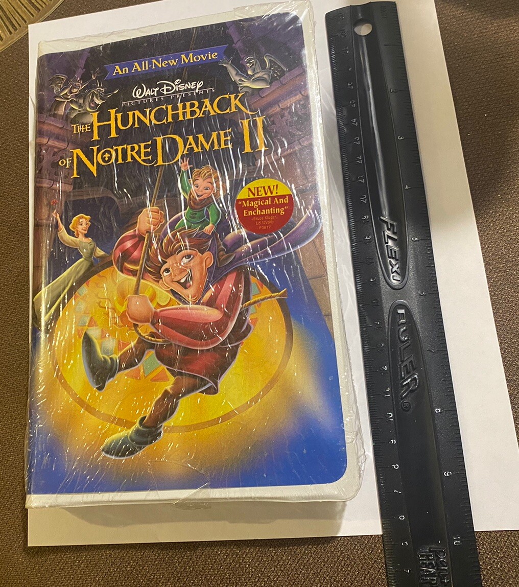 SEALED VHS TAPE - The Hunchback of Notre Dame II #15658-1 - DISNEY - UNOPENED