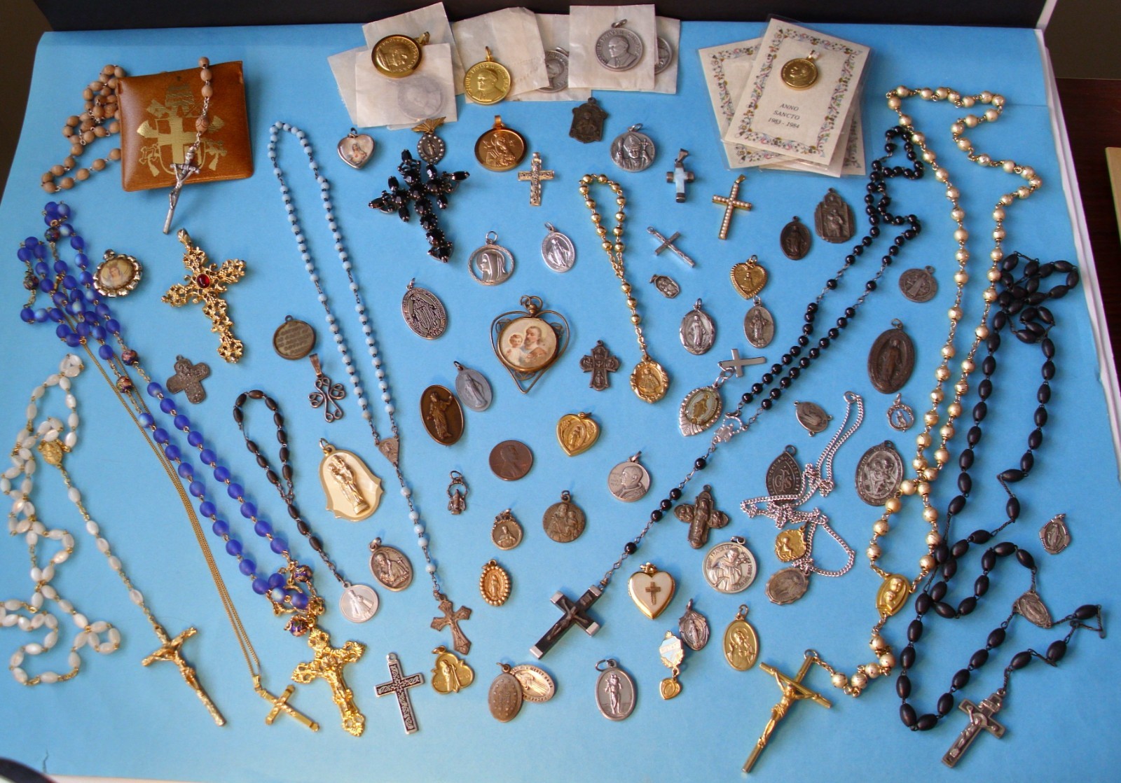 ❤❤ HUGE LOT Catholic & other Cross Religious JEWELRY Rosaries Reliquary STERLING