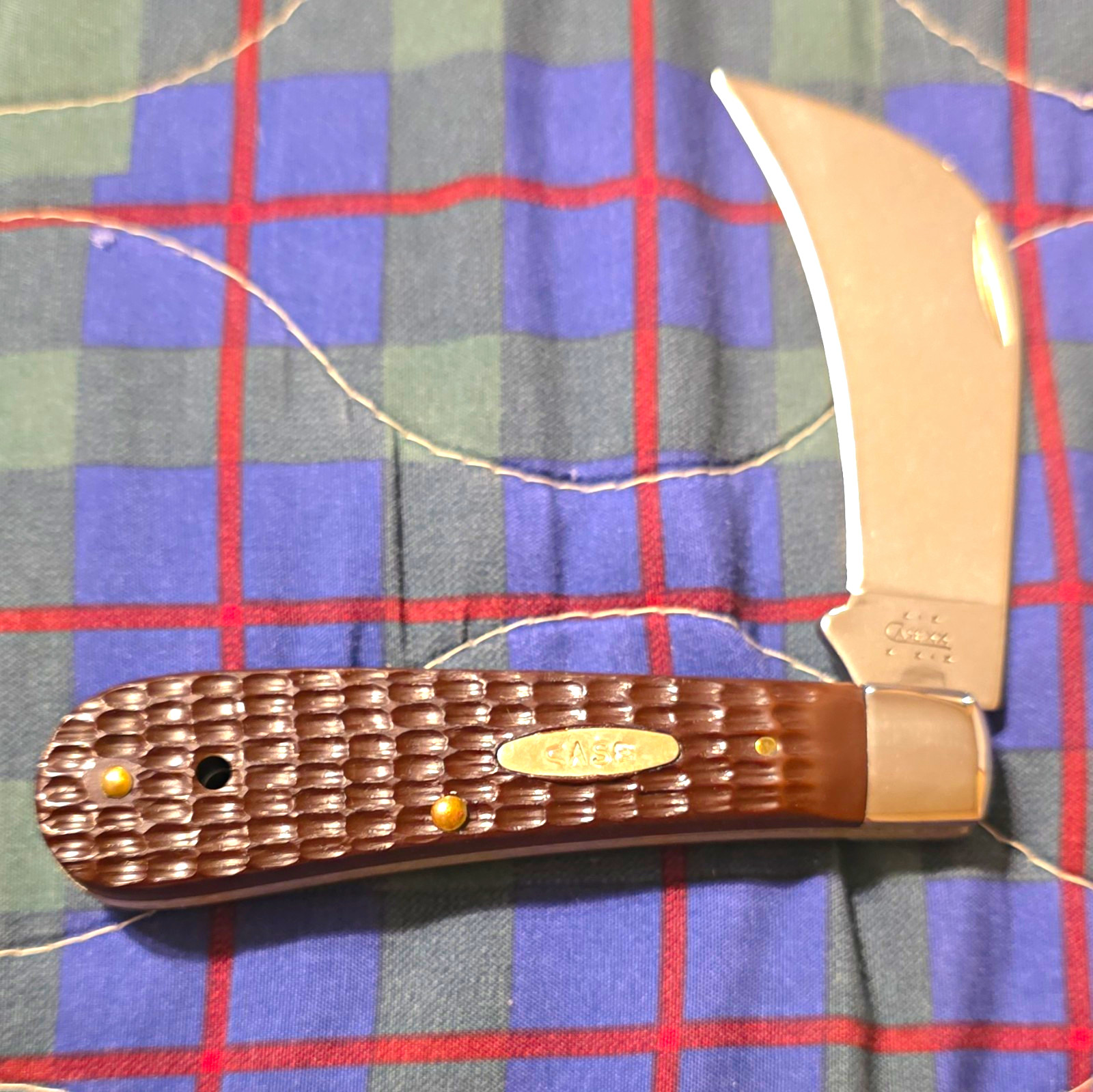 Case 2003 XX 61011 SS Hawkbill Pocketknife 1-Blade Brown Handle SS
