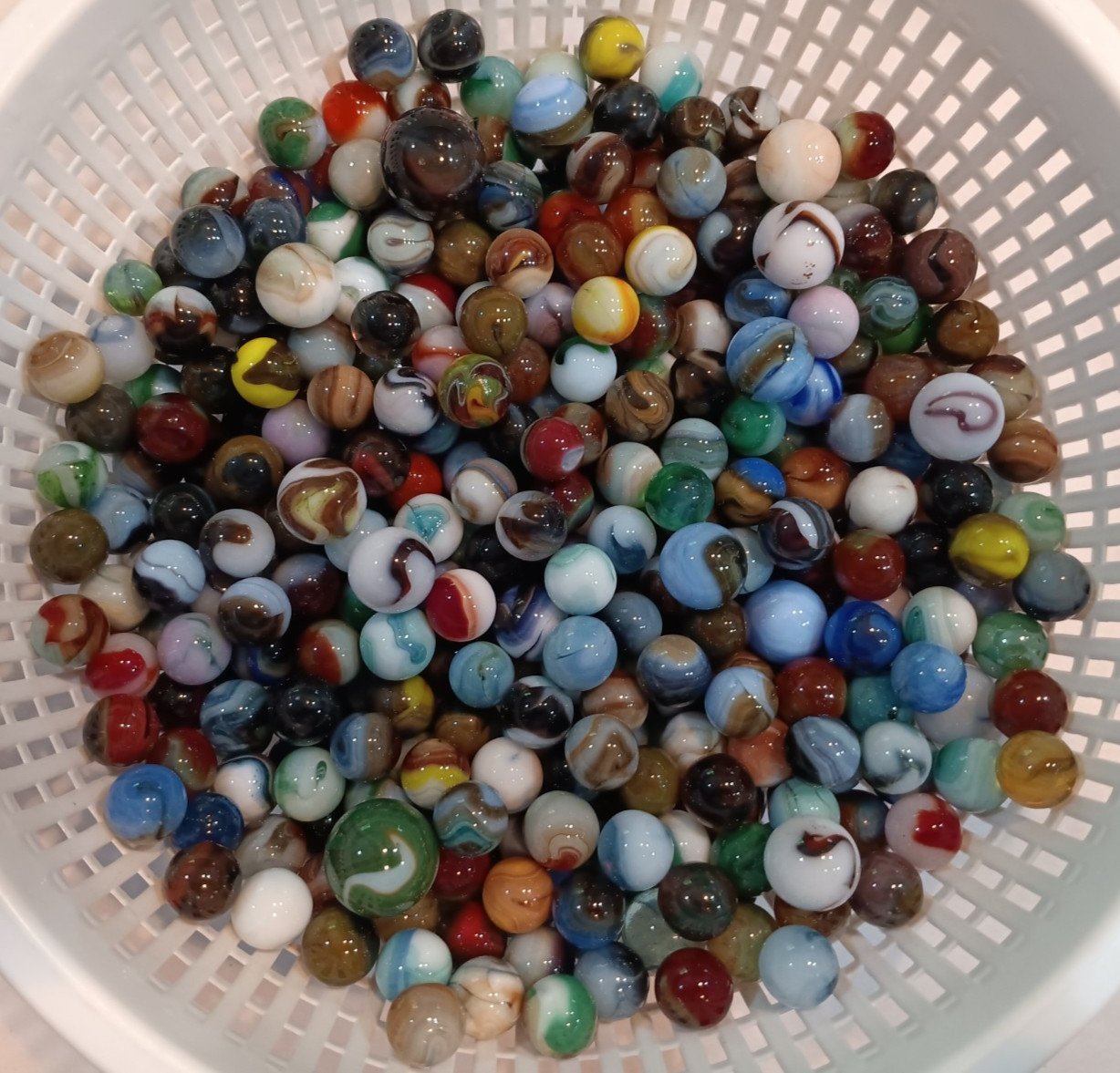 Vintage Jabo Marbles- Lot Of 40 Marbles - Many Colors, Swirls