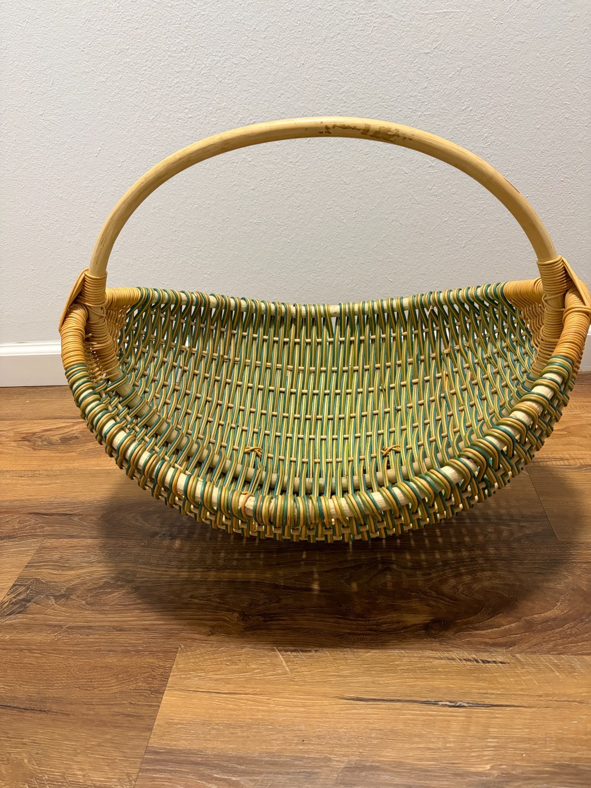 Vtg Mid Century Style Green Yellow Wicker Buttocks Basket Melon Egg Garden Trug