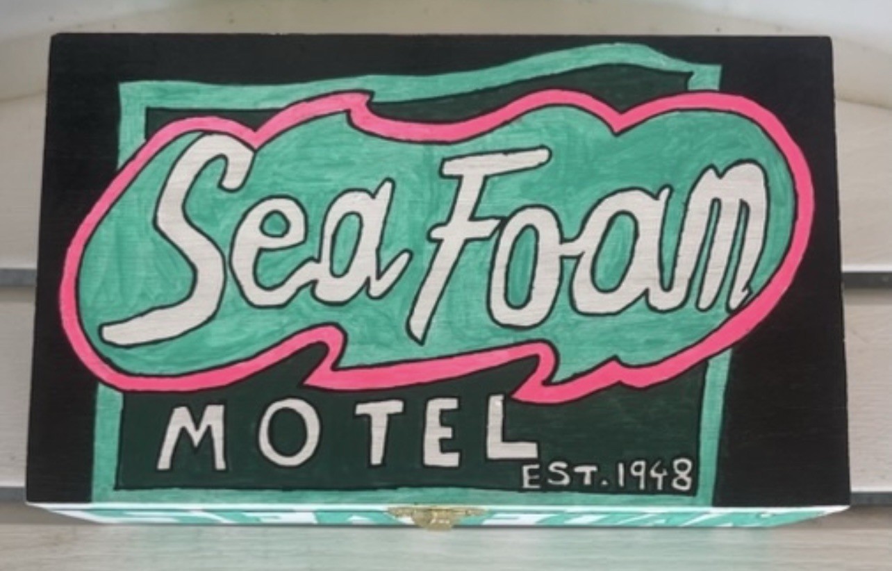 Sea Foam Motel Nags Head North Carolina Keepsake Souvenir Box