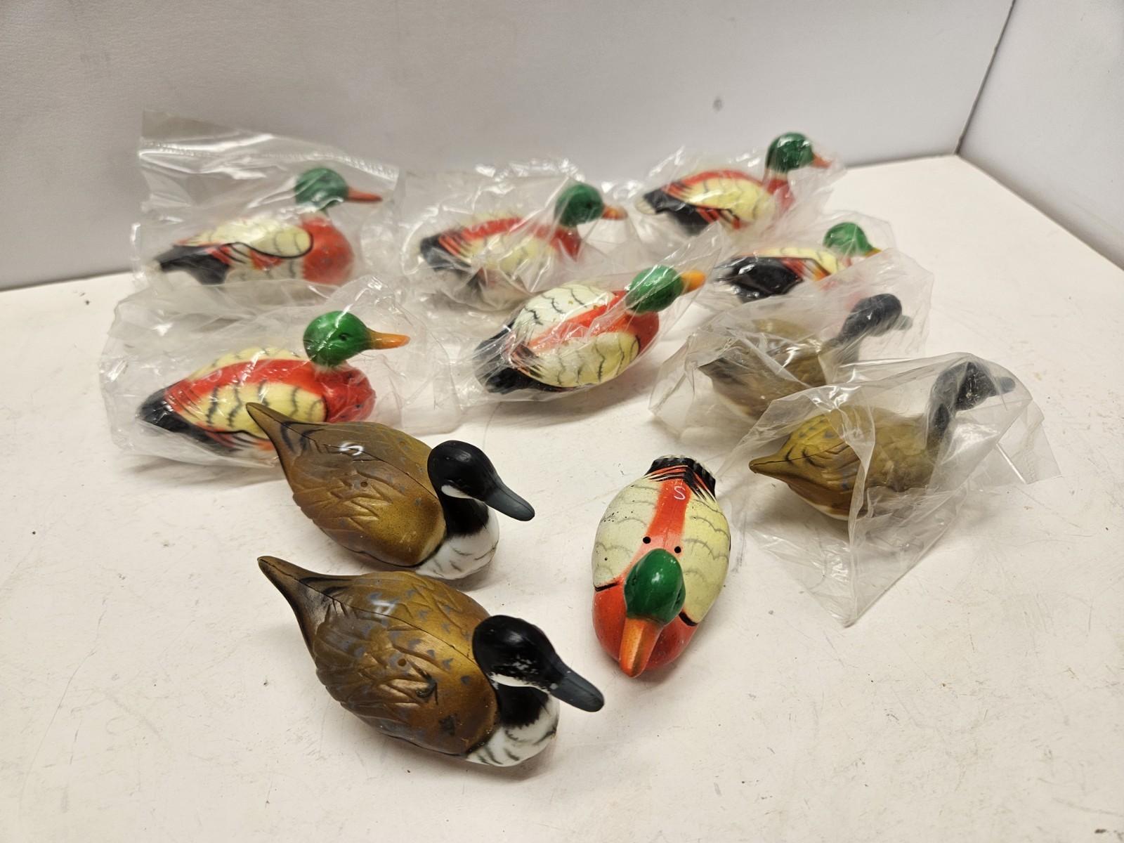 Vtg MCM Lot Of 11 Mallard Ducks & Geese Plastic Salt & Pepper Shakers NOS