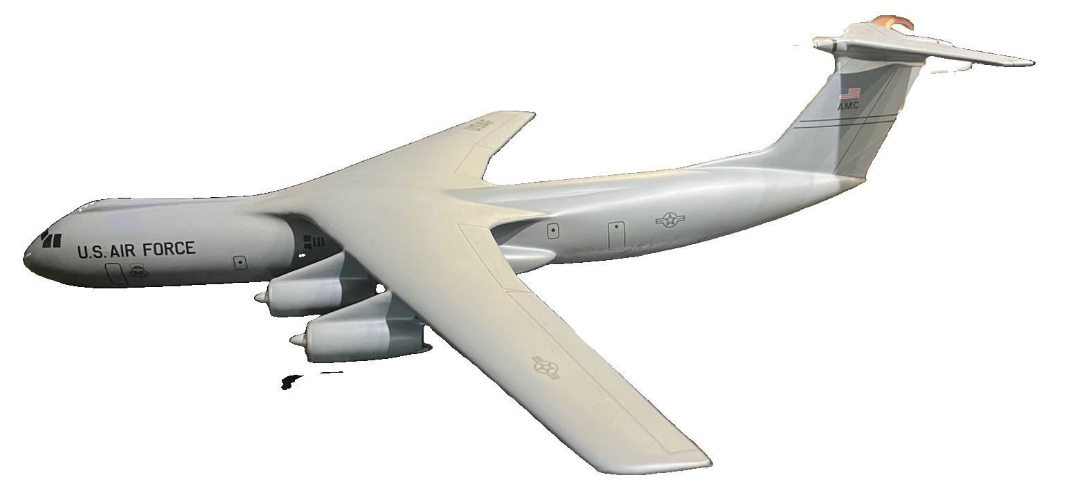 USAF Lockheed C-141B Starlifter AMC Low Viz Desk Display Model 1/100 SC Airplane