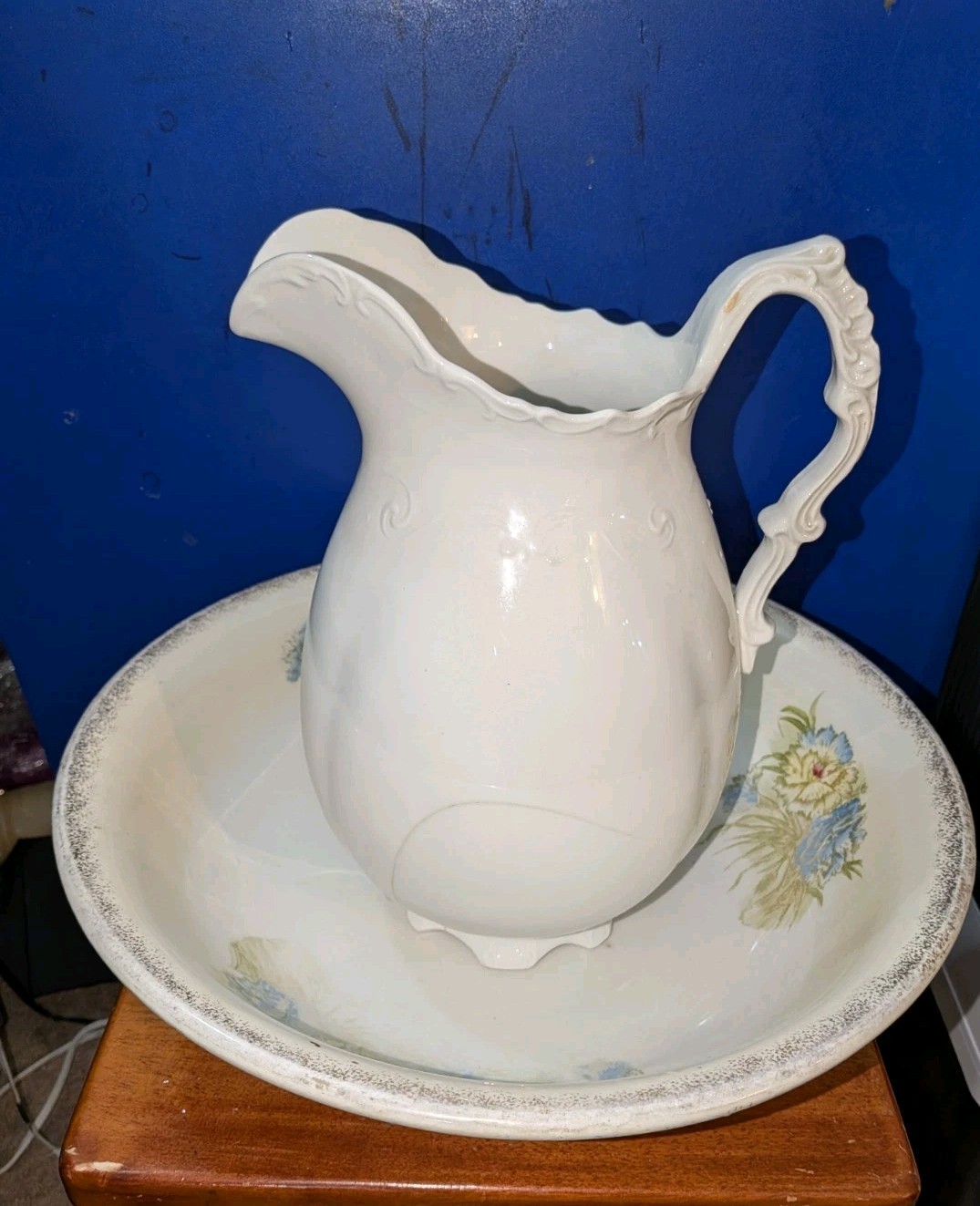Antique Warwick China Wash Basin Bowl & Pitcher Set Floral Blue Yellow Gold Trim