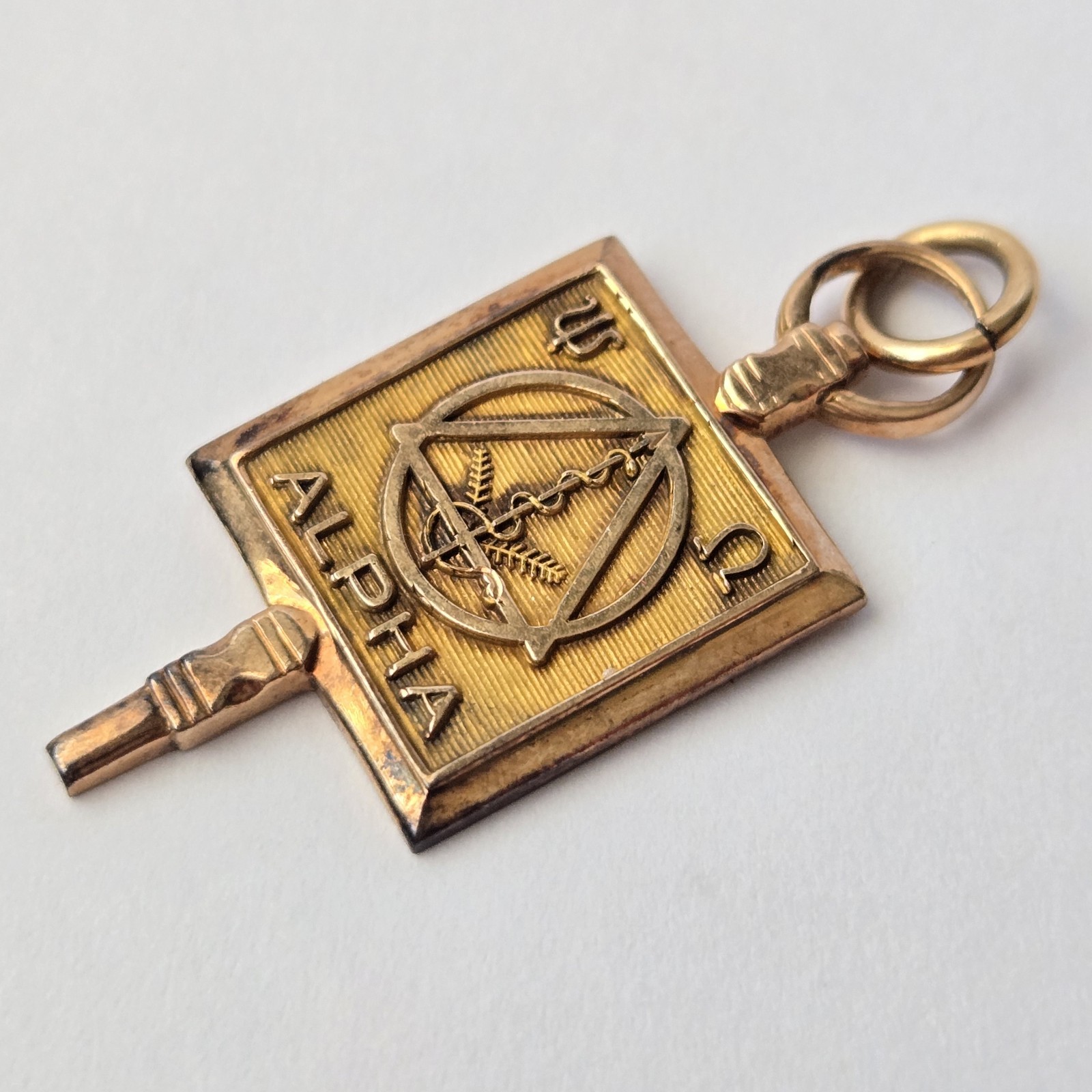 Vintage 10K Gold Psi Omega Alpha Dental Fraternity Watch Key Fob 4.88g Tested
