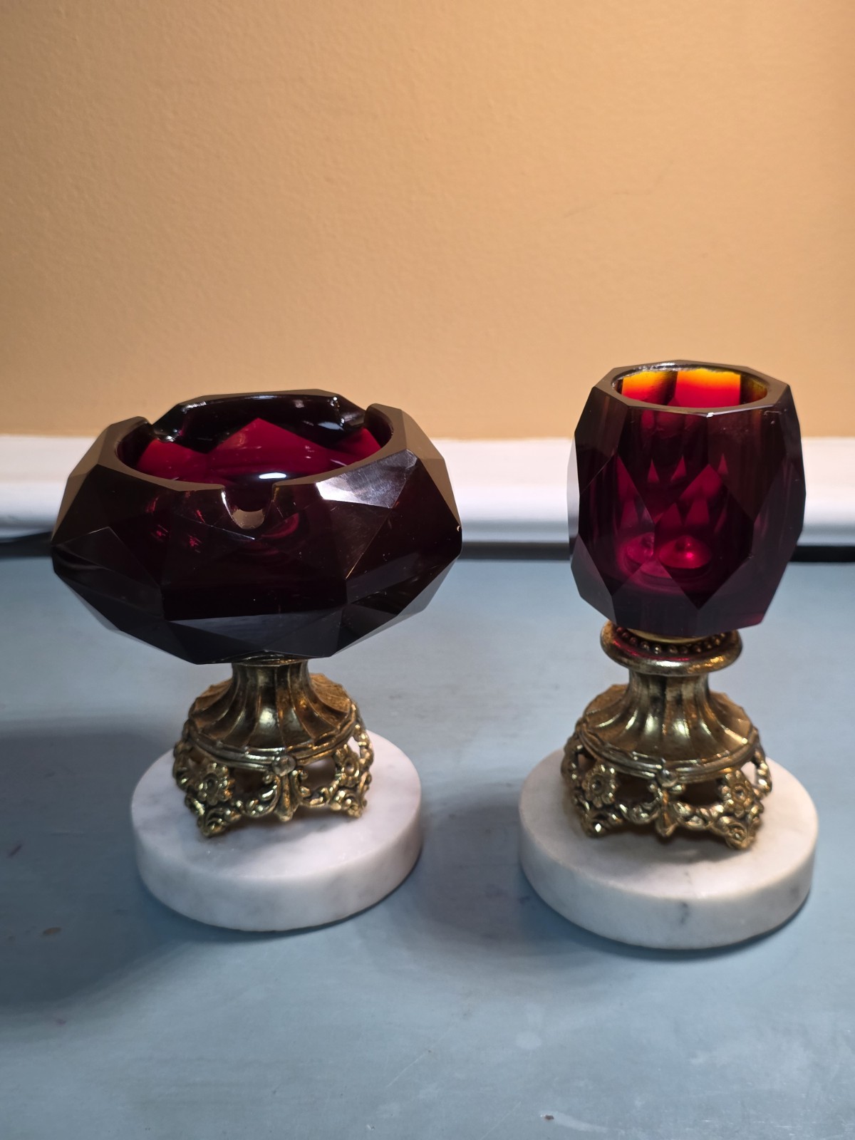 Vintage Amberina Glass & Brass Coffee Table Pedestal Ashtray & Cigarette Holder