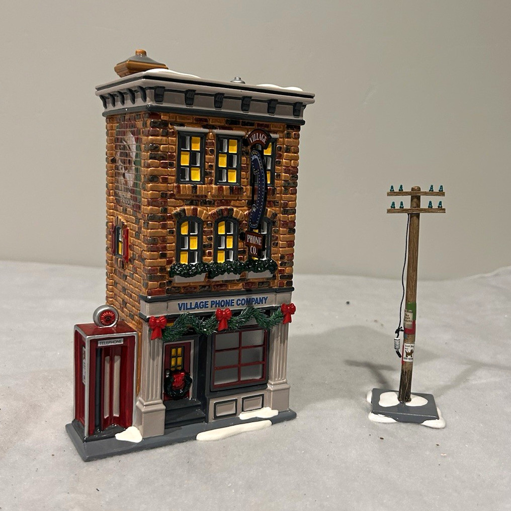Department 56 Snow Village Village Phone Company Illuminated Set of 2 2005