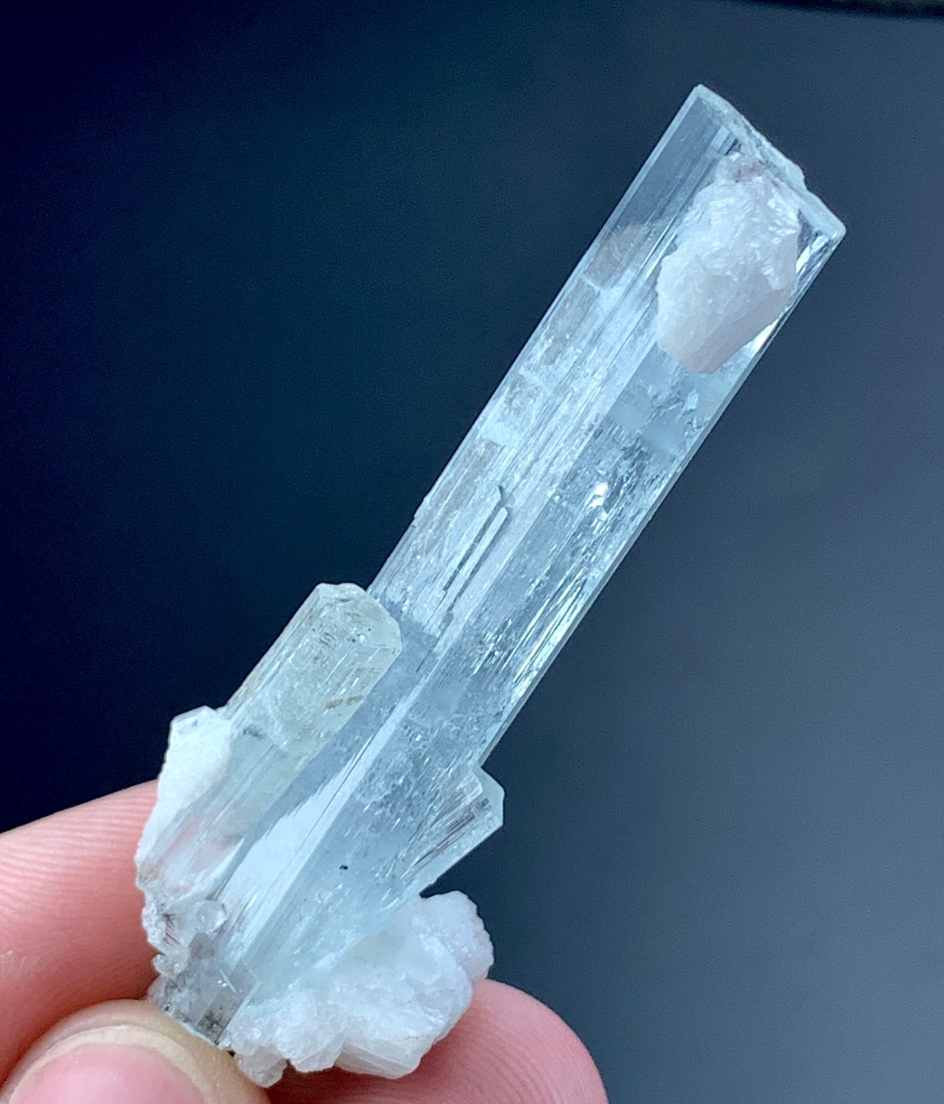 52 Carat Aquamarine Crystal  from Skardu Pakistan