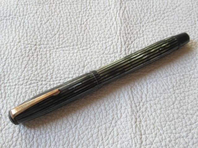 Unused, circa 1920, Made in the USA, Wearever Celluloid Fountain Pen, 14K Fine N