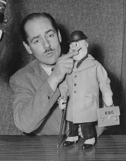 English BBC television announcer Peter Haigh with a model of a - 1955 Old Photo