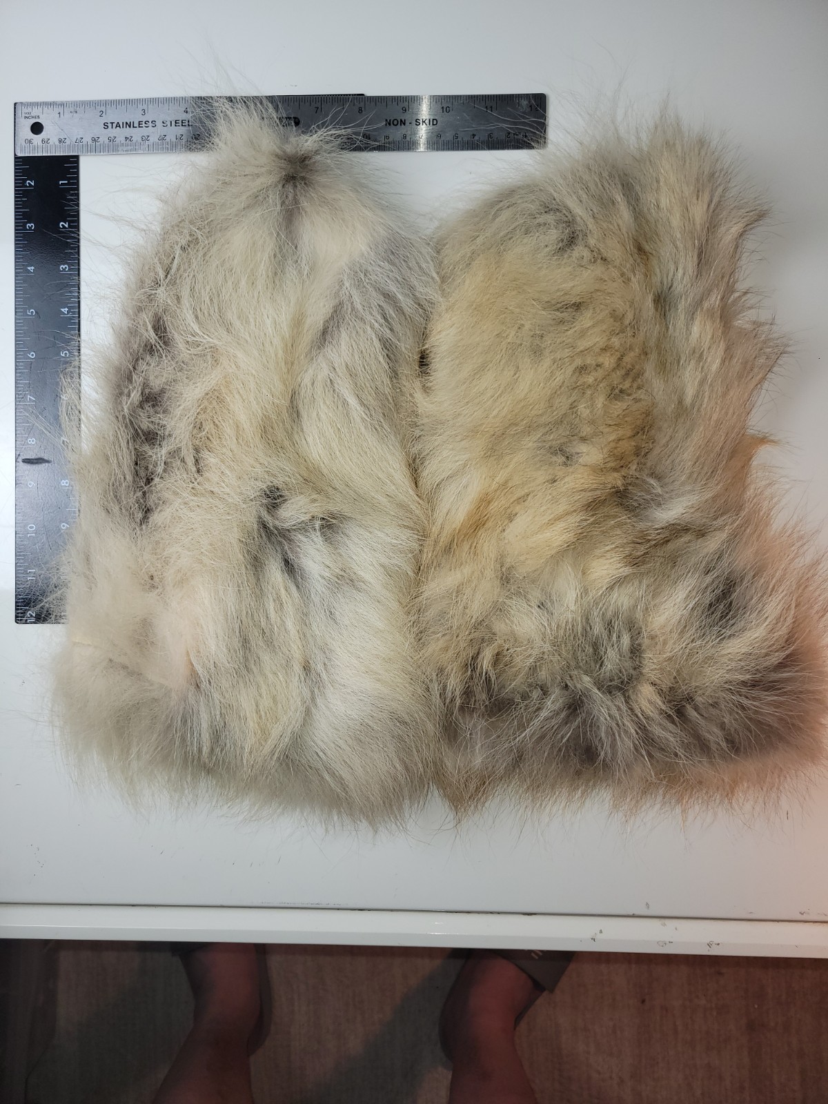 Vintage Native American Indian Made Rocky Mountain Wolf Fur & Suade Mittens.