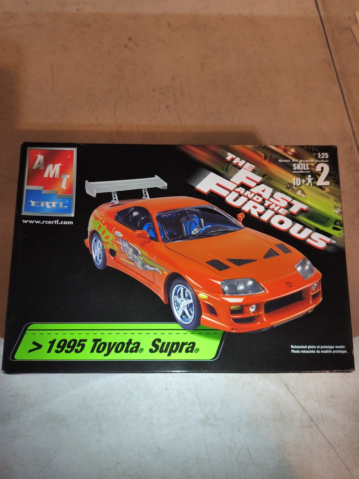 A5C Fast and Furious AMT ERTL 1995 Toyota Supra Model Kit 1:25 NIOB 31980