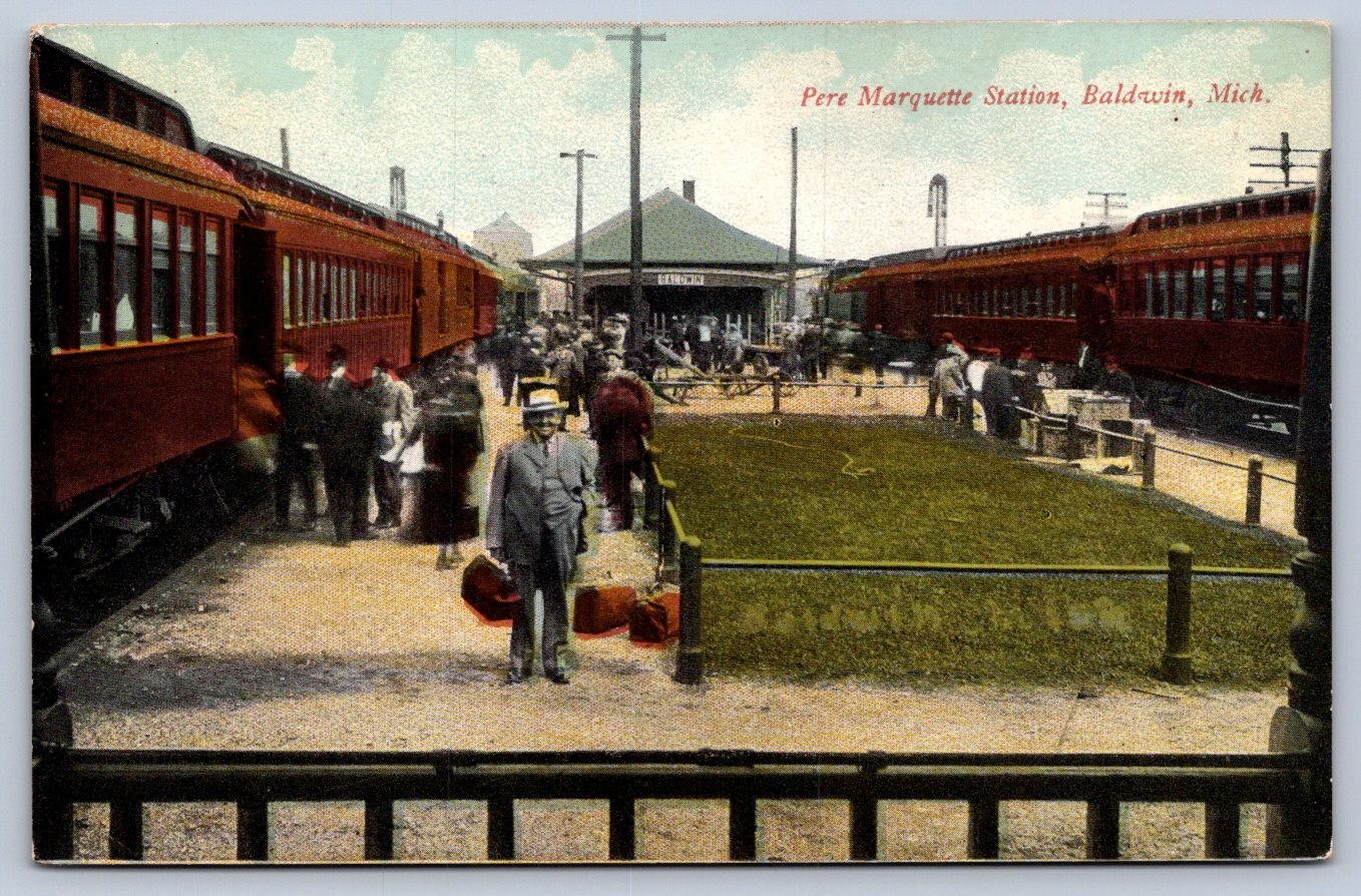 K61/ Baldwin Michigan Postcard c1910 Railroad Depot Pere Marquette 435