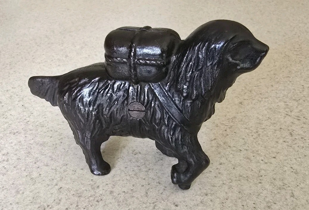 Vintage Cast Iron AC Williams Dog Bank With Attached Pack 5.5\