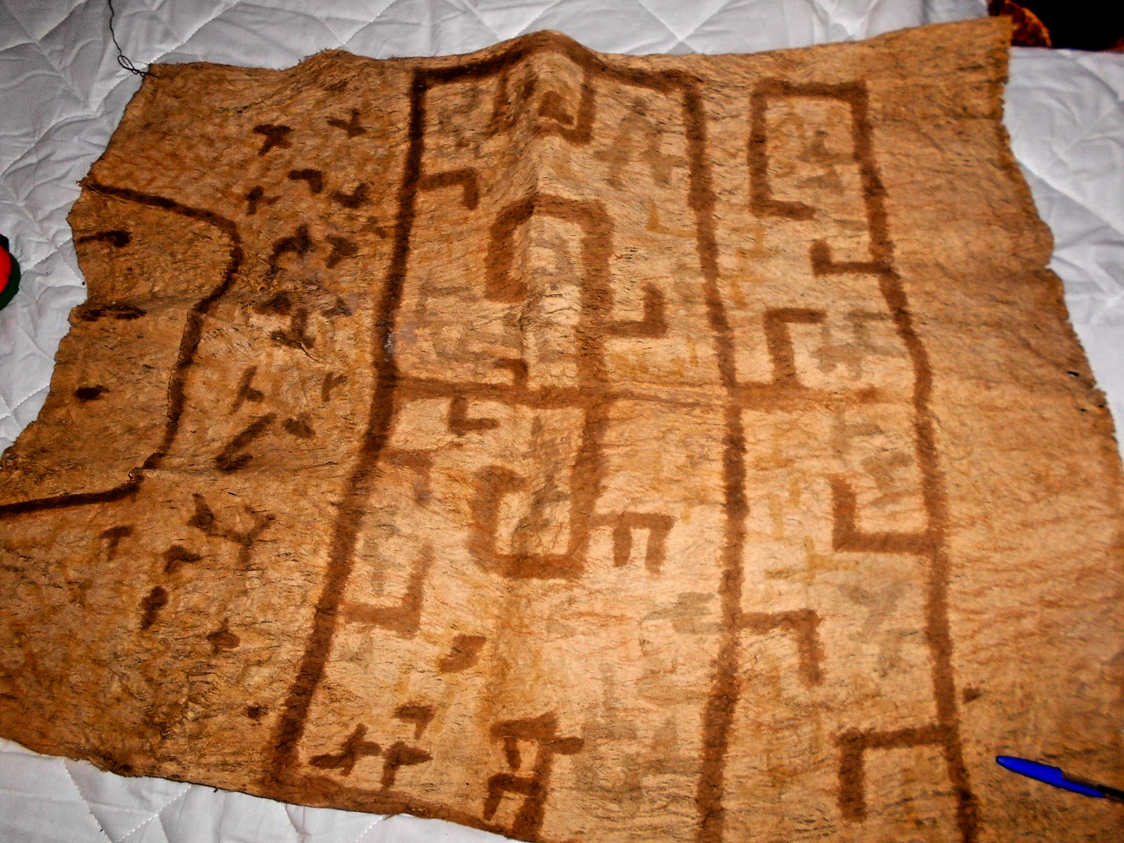 VINTAGE TAPAS CLOTH HANDMADE FROM TREE BARK COOK ISLANDS 24 X 36 \