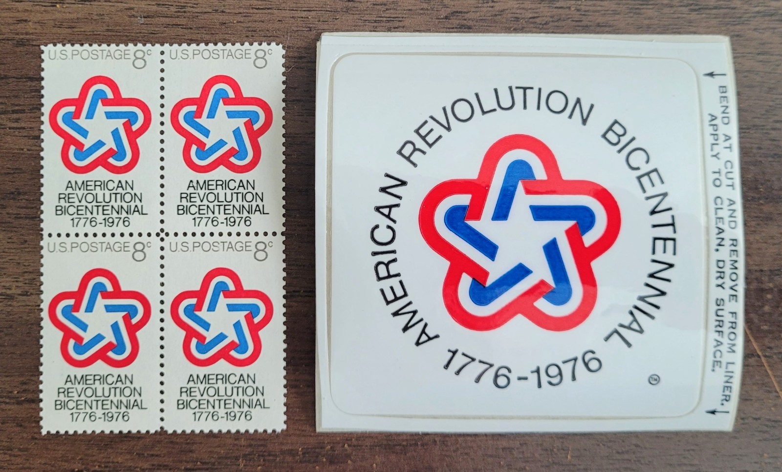 VINTAGE AMERICAN REVOLUTION BICENTENNIAL 1776-1976 - POSTAGE STAMPS & 3