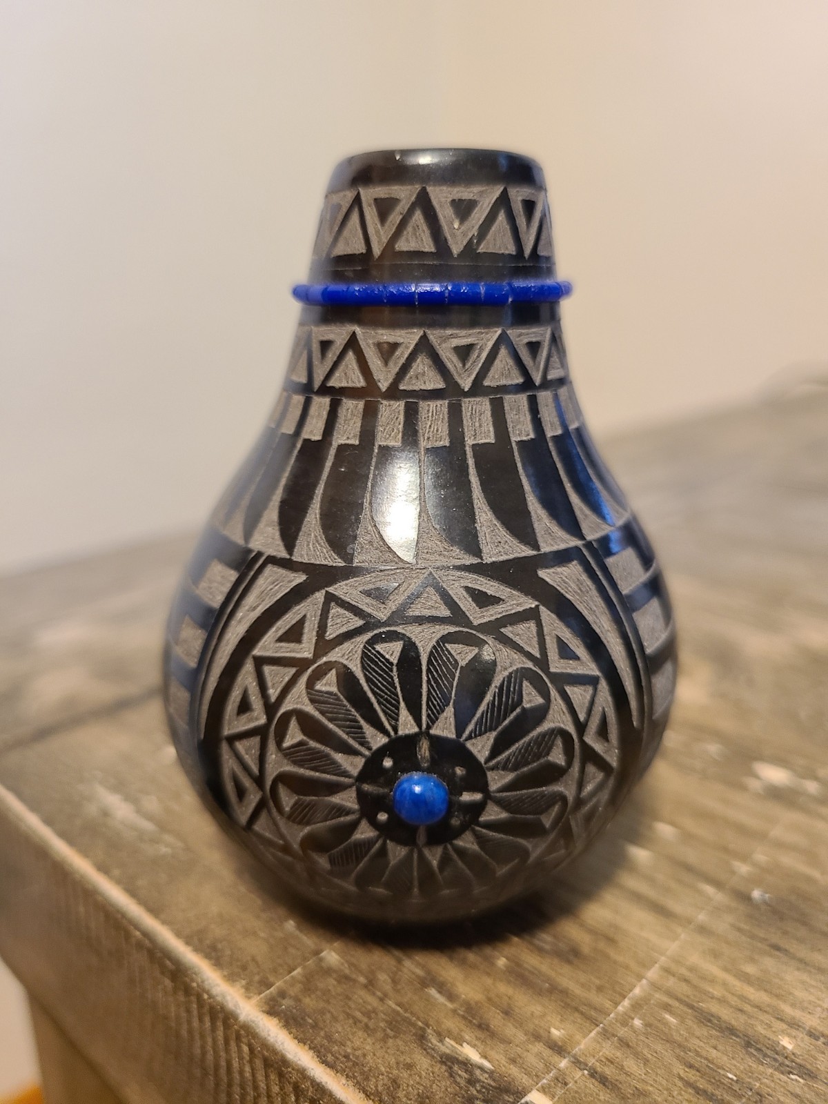 Red Starr Sioux Black Sgrafitto Miniature Pot with Inlaid Blue Stone