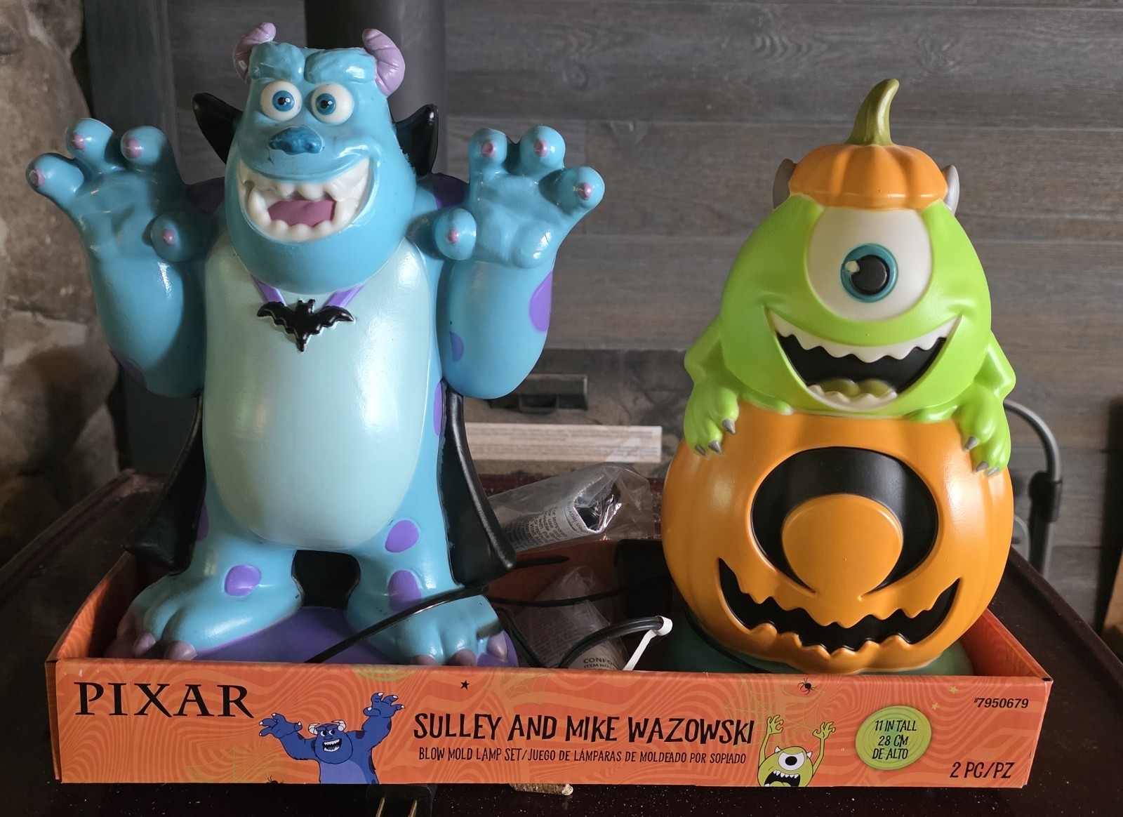 Sully and Mike Wazowski blow mold lamp set Halloween