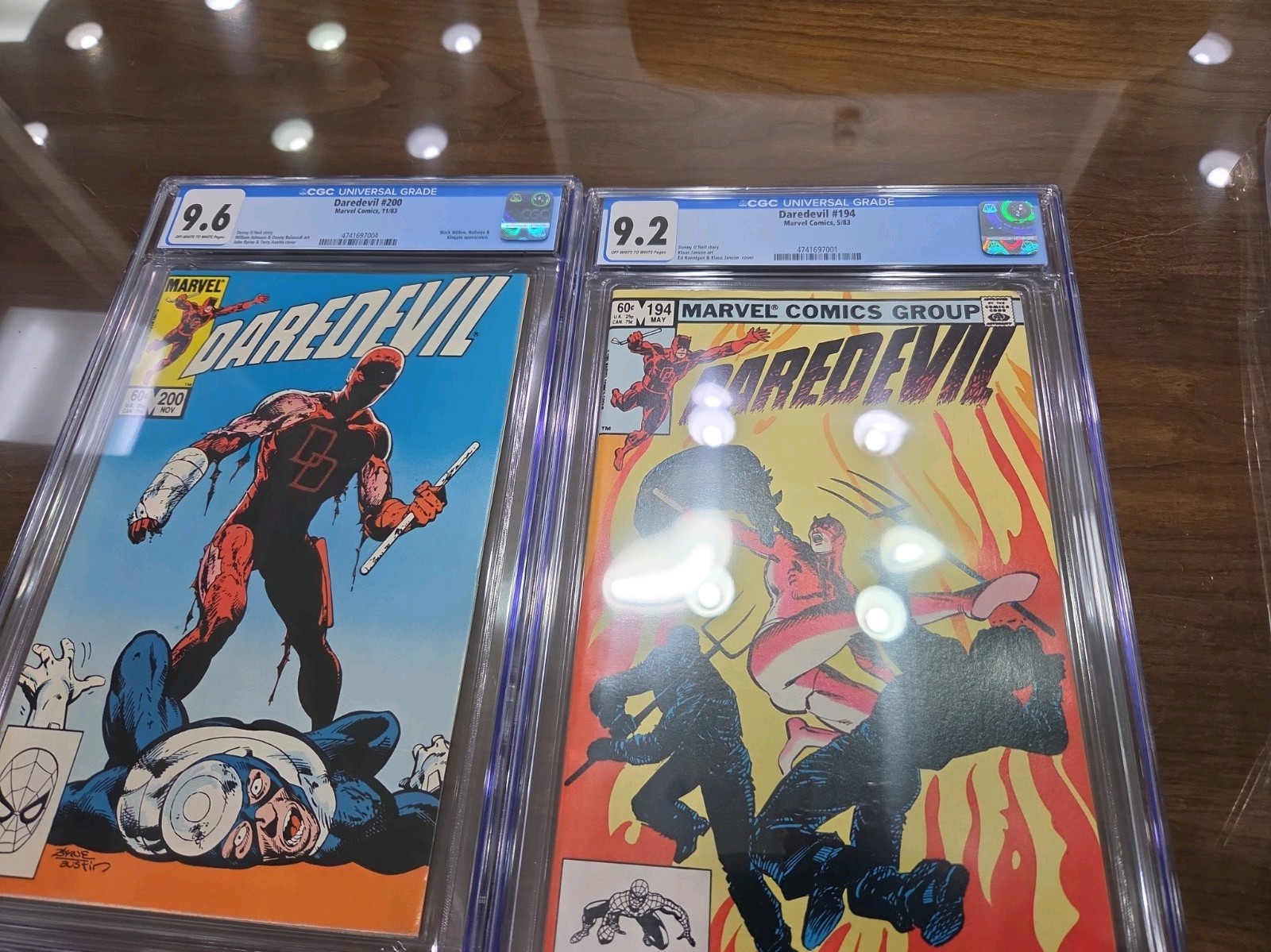 Daredevil 200 Cgc 9.6 And  Daredevil 194 Cgc 9.2 Both Off White To White Pages