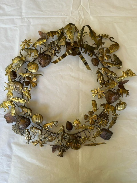 Vtg  Rare Dresden Petites Choses Brass Wreath 16”