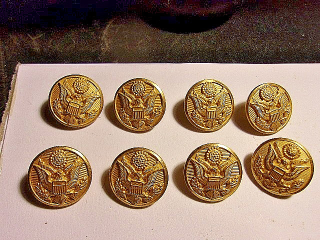8 VINTAGE WW11 U.S.ARMY 7/8\