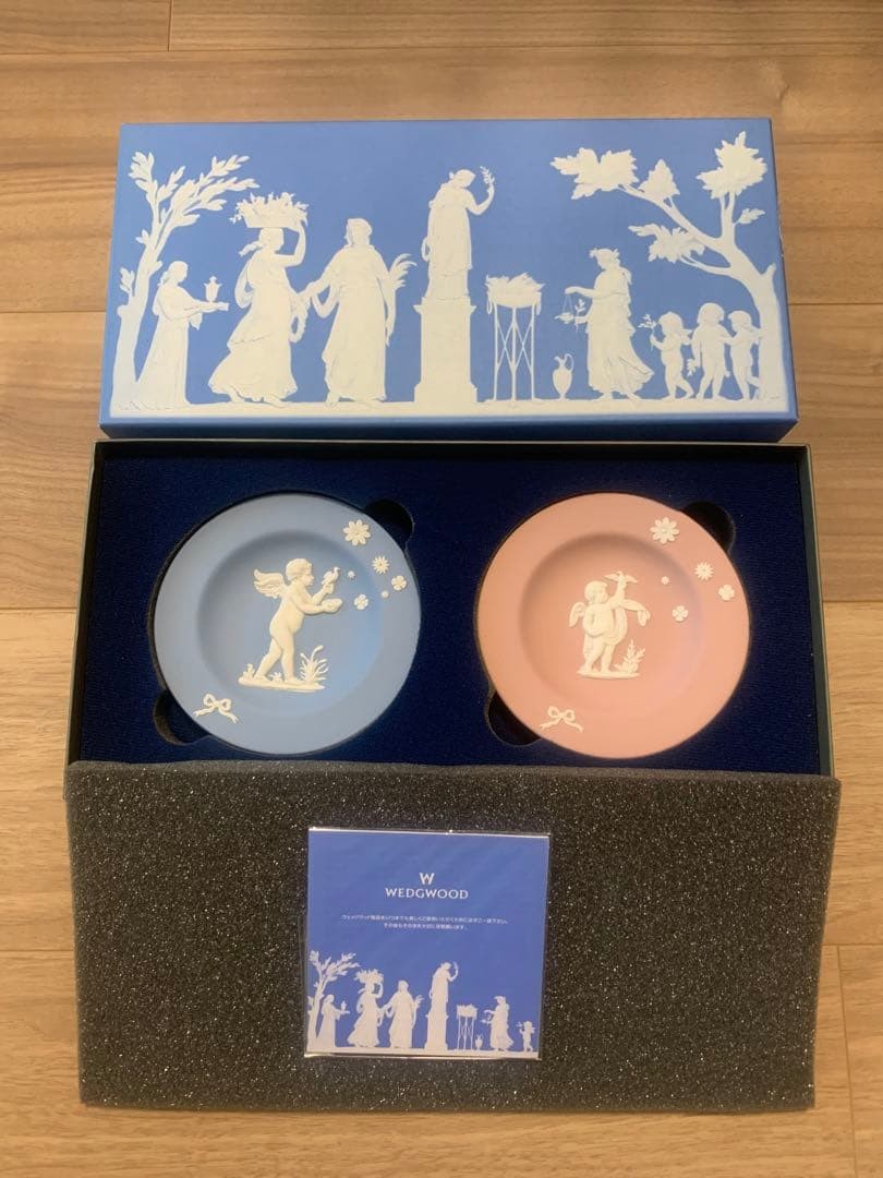 Wedgwood Jasper Cupid Collection Pair Round Ceramic Plates Small Dish Blue Pink