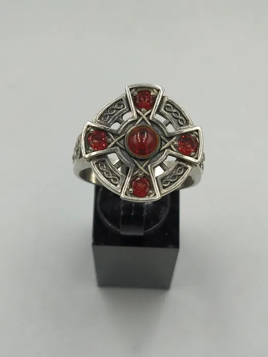 Vintage Silver Celtic Cross Ring Red Stones 9.85g Size US 13 / 22.3mm