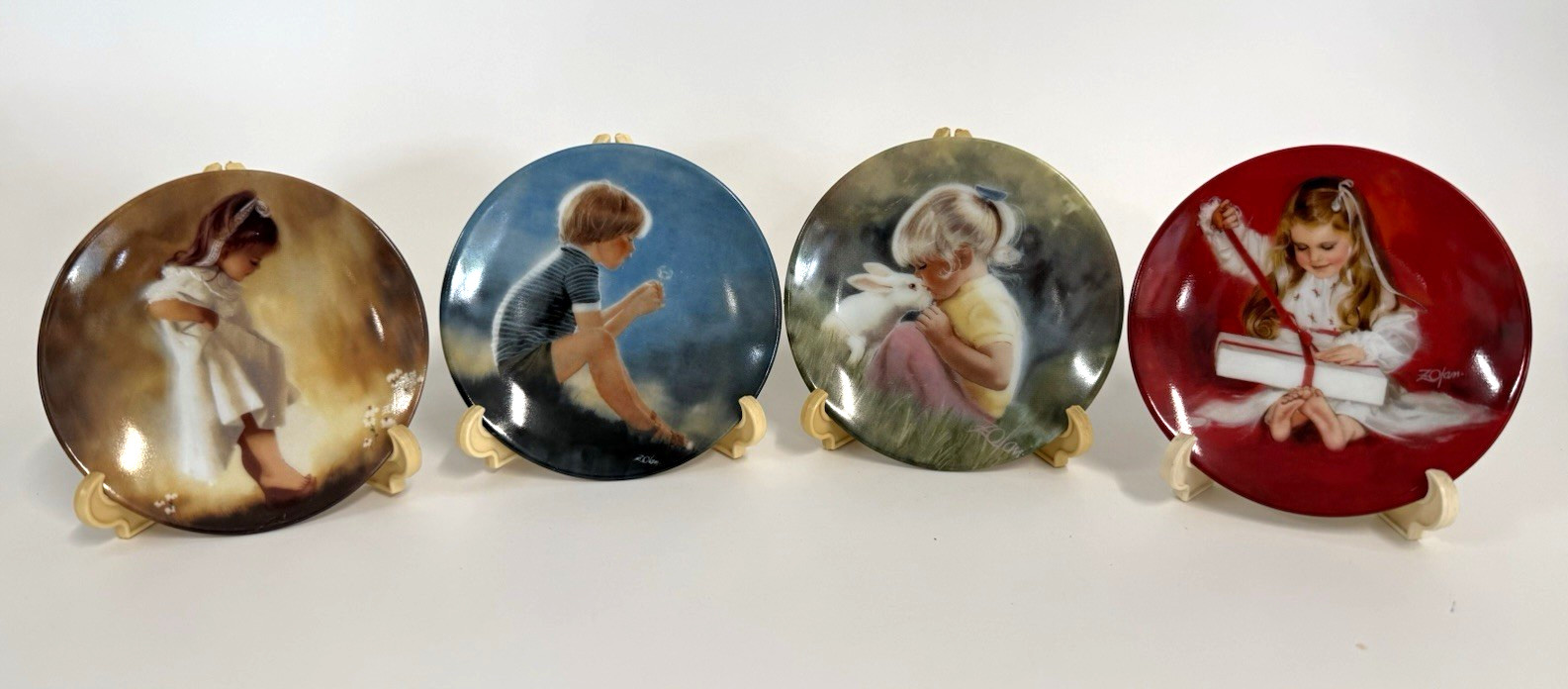 Donald Zolan Miniature Plates Lot 4 Pemberton Oakes 1985-87 w/ Stands