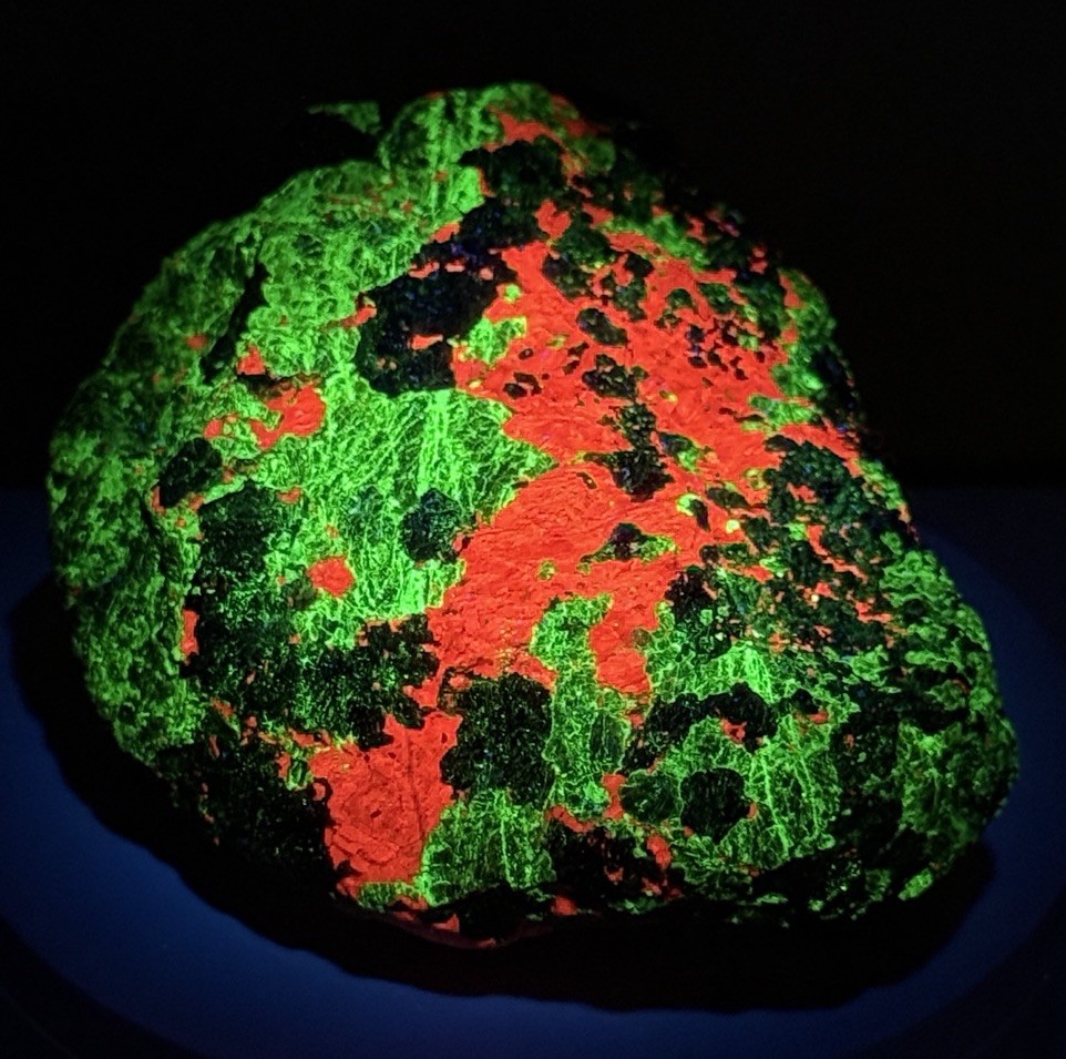 BOLD Willemite, Calcite, & Franklinite Fluorescent Mineral Specimen - NJ