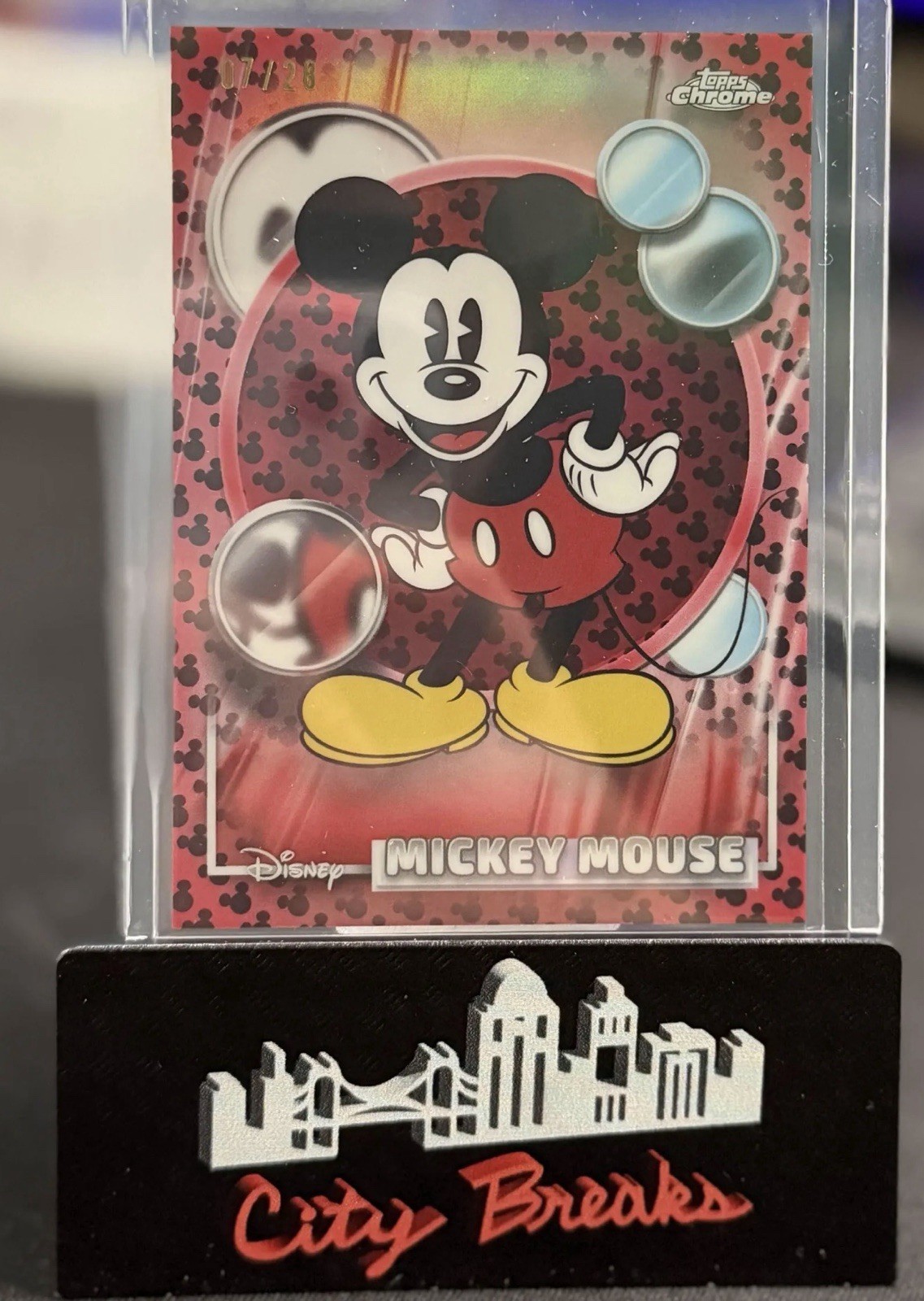 2026 Topps Chrome Disney Mickey Mouse Red & Black Refractor /28 MICKEY MOUSE #50