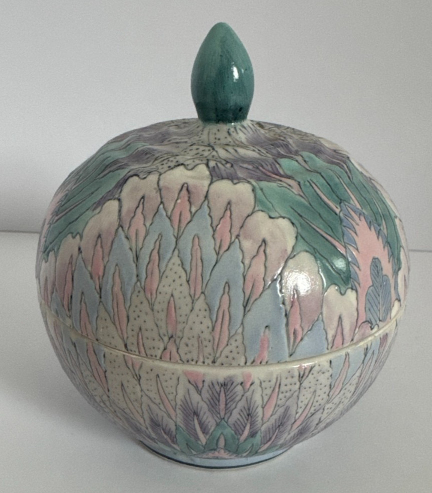 Vintage Toyo Plumage Fantasy Lidded Jar Pastel Chinoiserie Porcelain Trinket Box