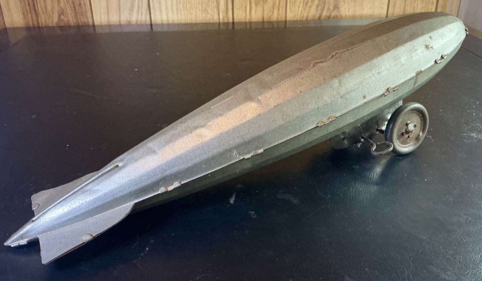 1930’s   PRESSED STEEL GRAF ZEPPELIN PULL TOY BY BOYCRAFT