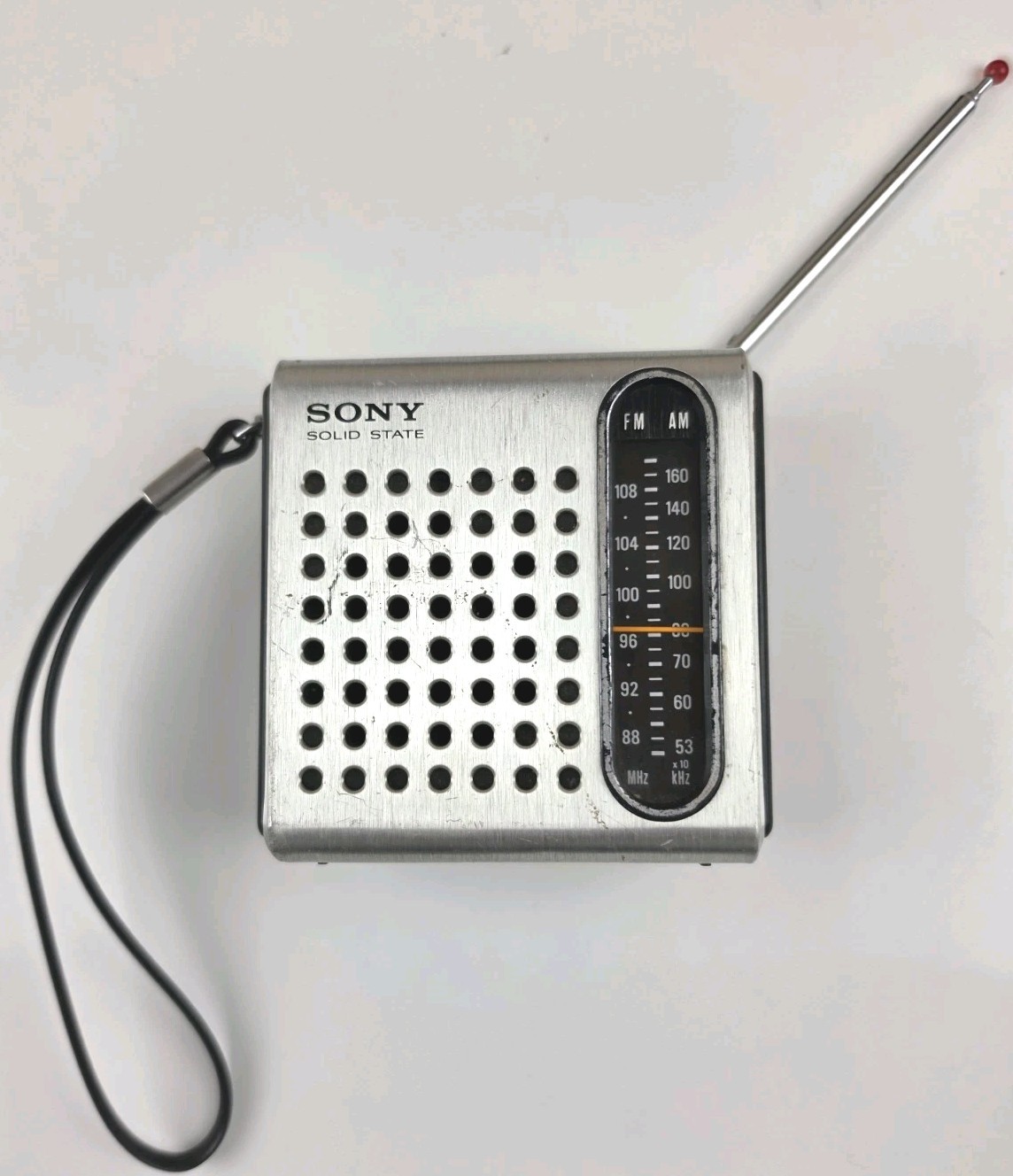 Vintage Sony Solid State FM/AM Transistor Radio Model TFM-3750W Tested/Works