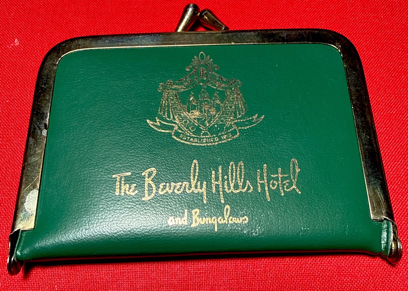 Vintage Beverly Hills Hotel And Bungalows Sewing Kit Green Leather AS IS