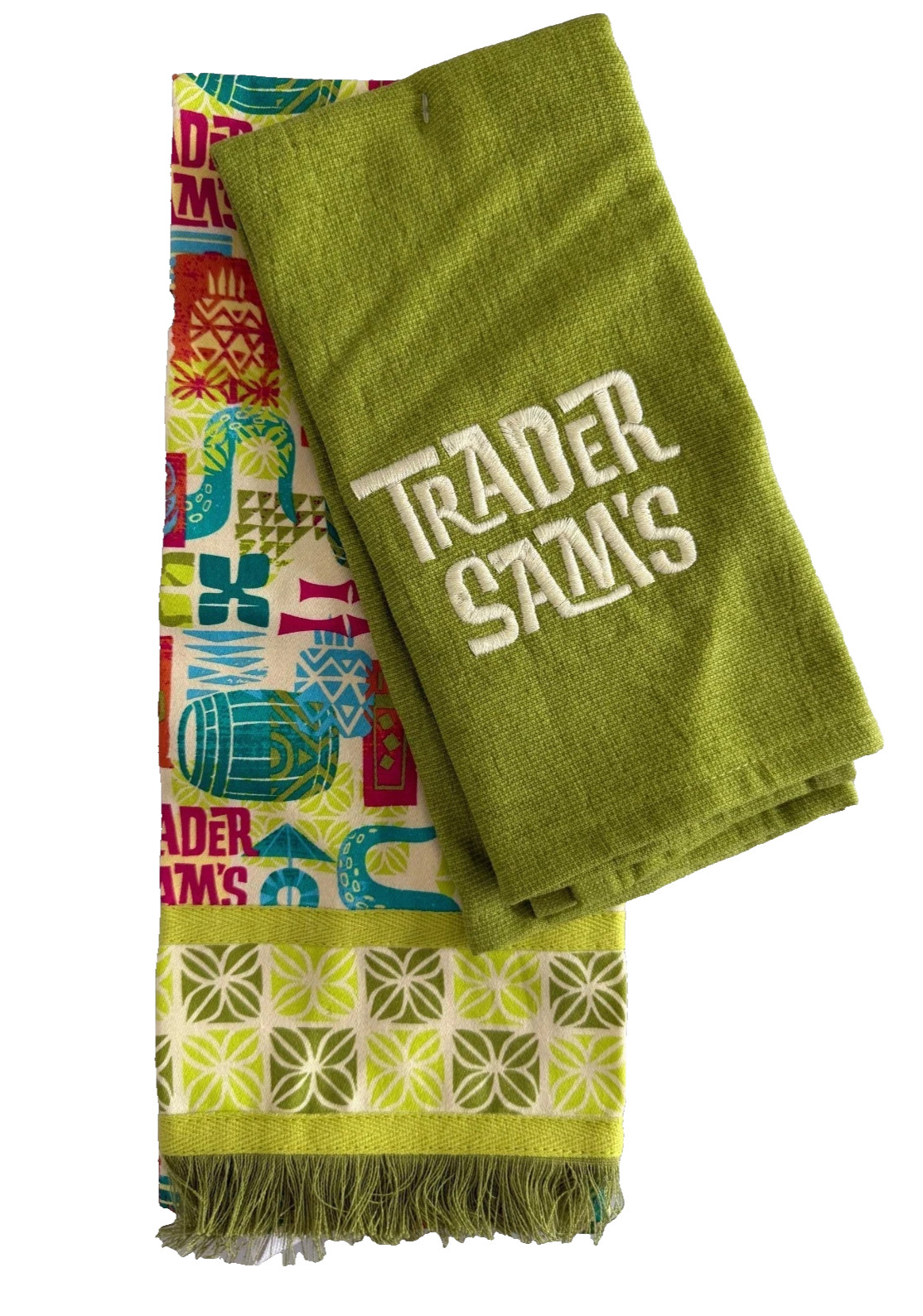 Disney Trader Sam\'s Enchanted Tiki Bar 2pc Kitchen Towel New