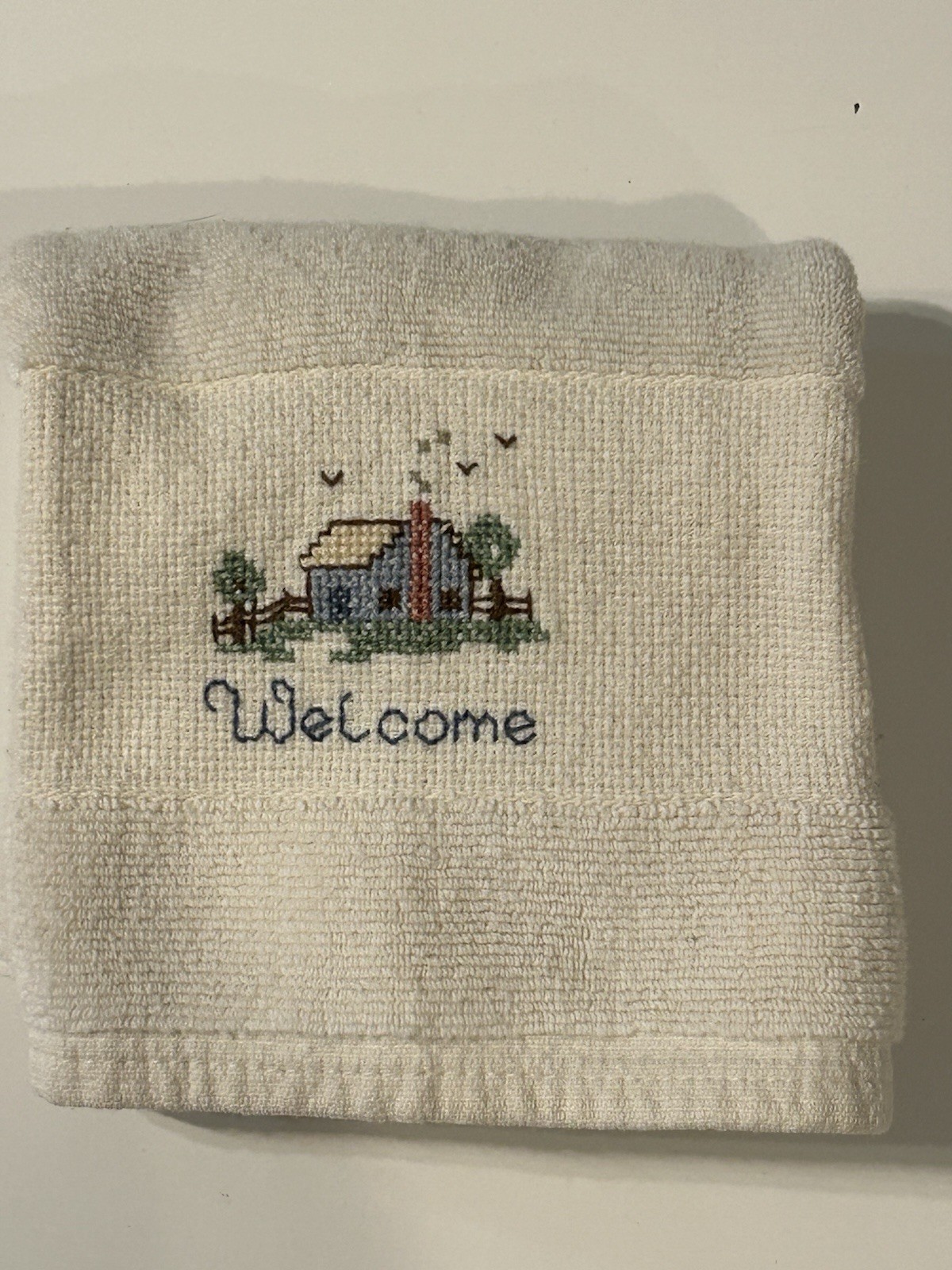 Vintage Embroidered Welcome Cottage Guest Hand Towel Farmhouse Country 13x21.5\