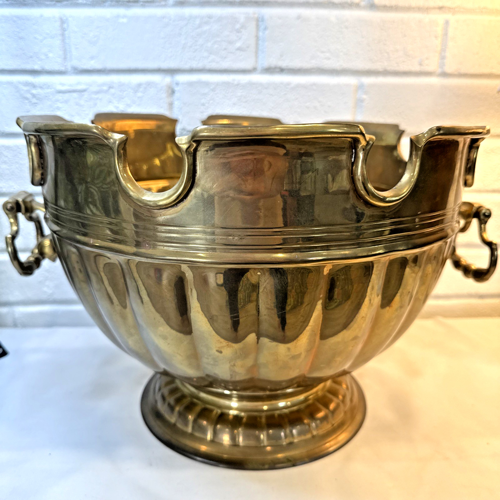 Vintage Mottahedeh Brass Monteith Bowl 13.75” Large Scalloped Centerpiece 8.7lb
