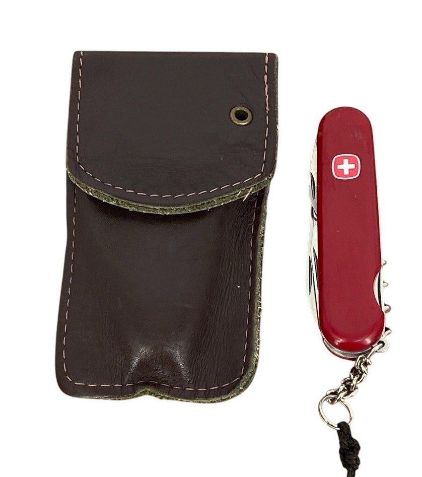 Wenger Swiss Army Knife Red Traveler 85mm Dog Leg Z 5 Turn Corkscrew W/ Case