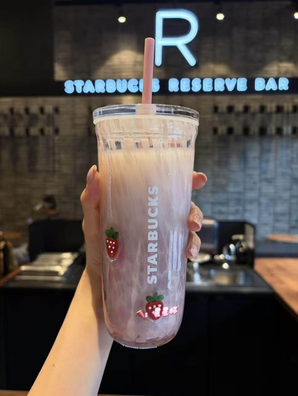 2026 New Starbucks Limited Edition Strawberry 16oz Glass Cold Cup with Straw
