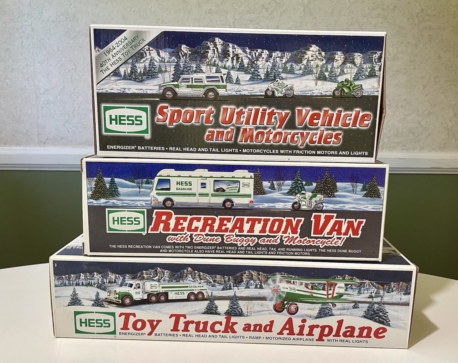 Lot of 3 Hess Toy Trucks 1998 2002 2004 - Incomplete Van See Details