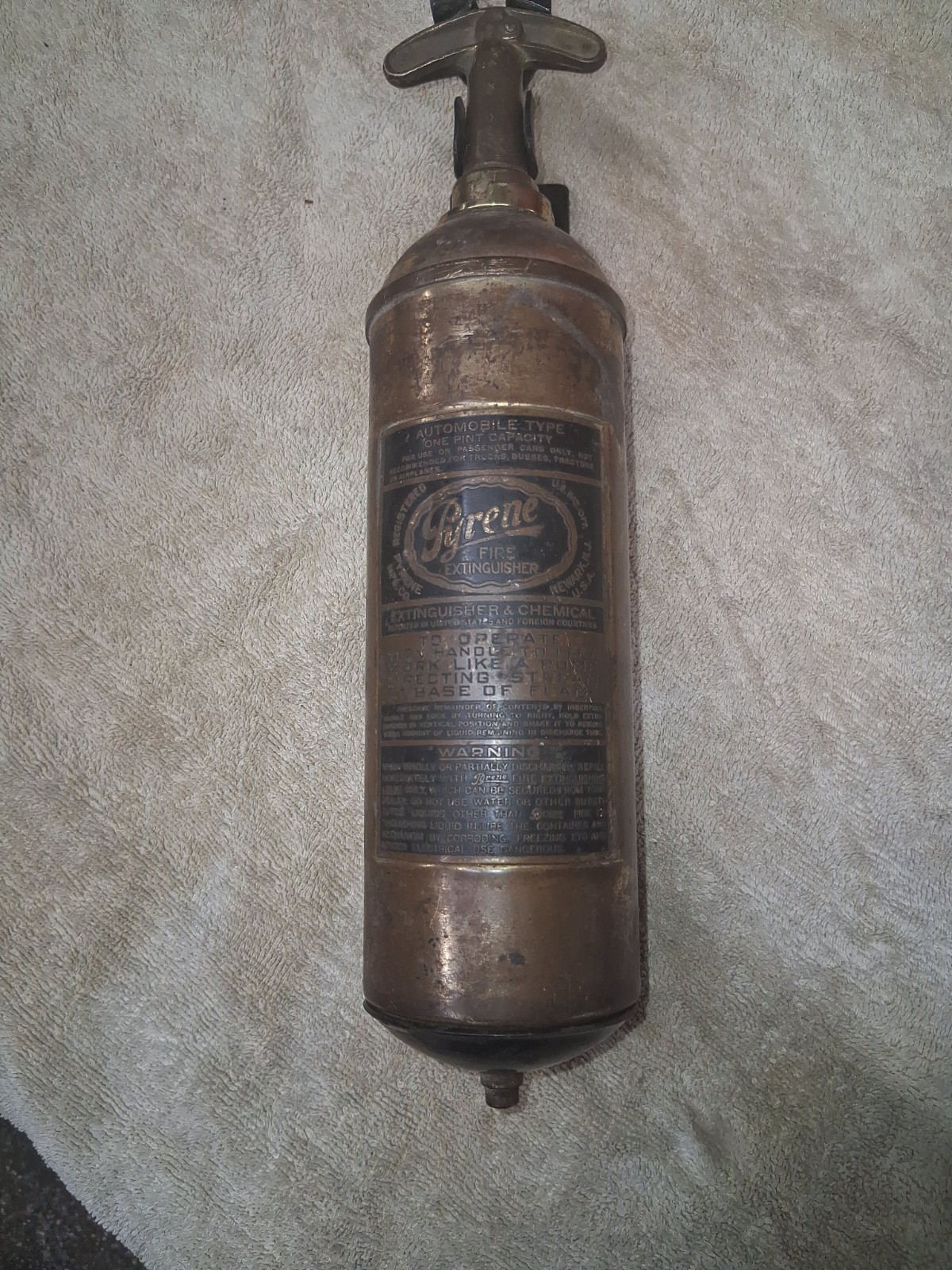 Vintage Brass Pyrene 1 Quart Hand Pump Fire Extinguisher Collectible EMPTY