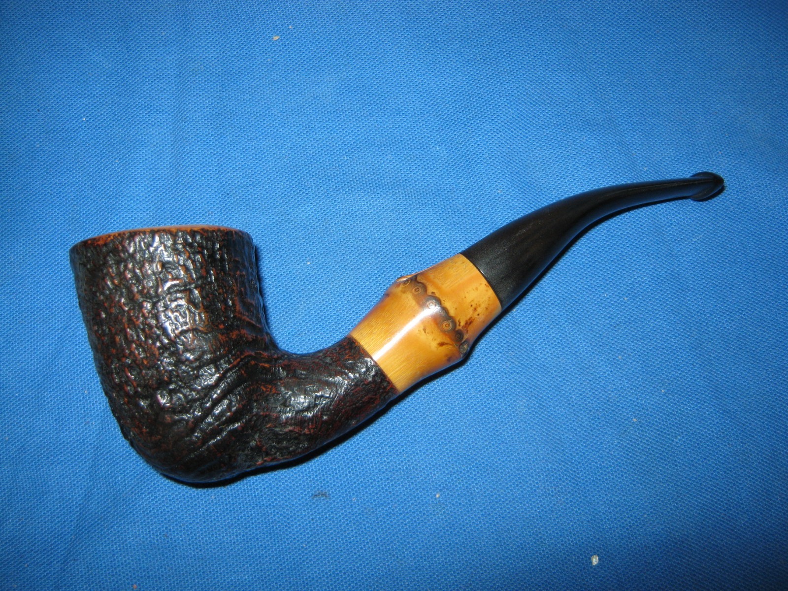 Vintage Hand Made Italy Pipe (Savinelli made I believe) Briar Bamboo Estate pipe